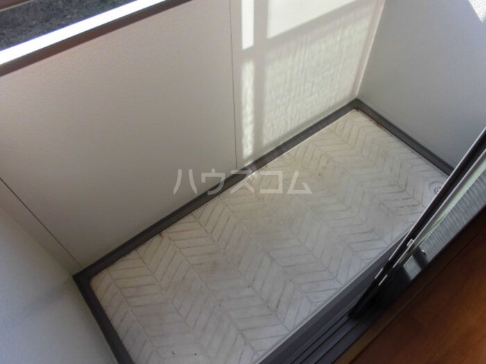 13/27 バルコニー