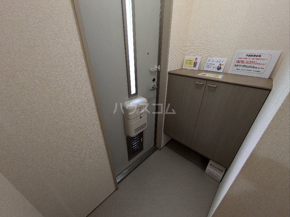 13/30 玄関