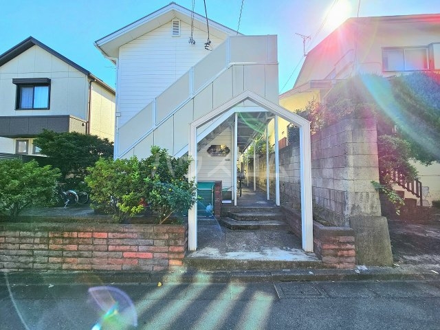 21/25 エントランス