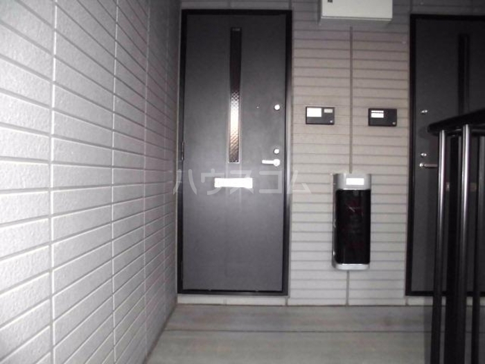 2/3 エントランス