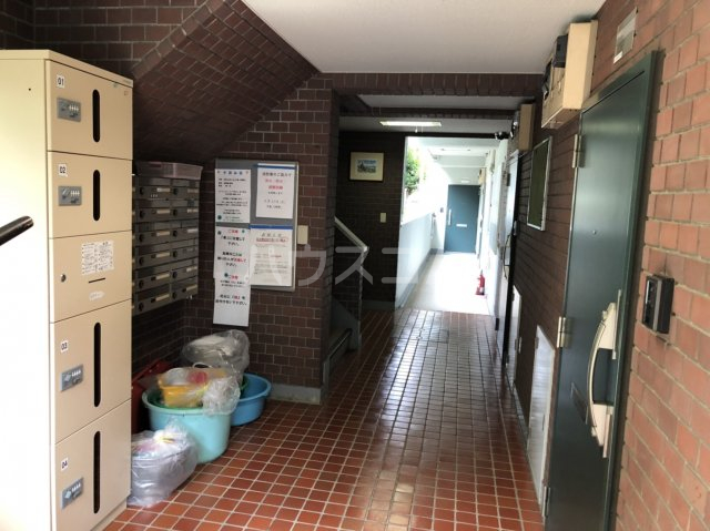 3/5 エントランス