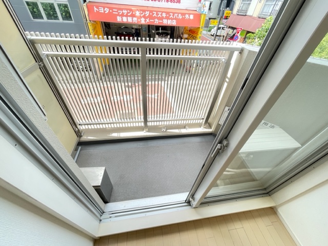 バルコニー