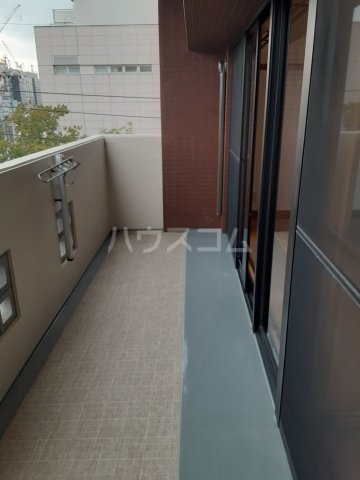 15/27 バルコニー