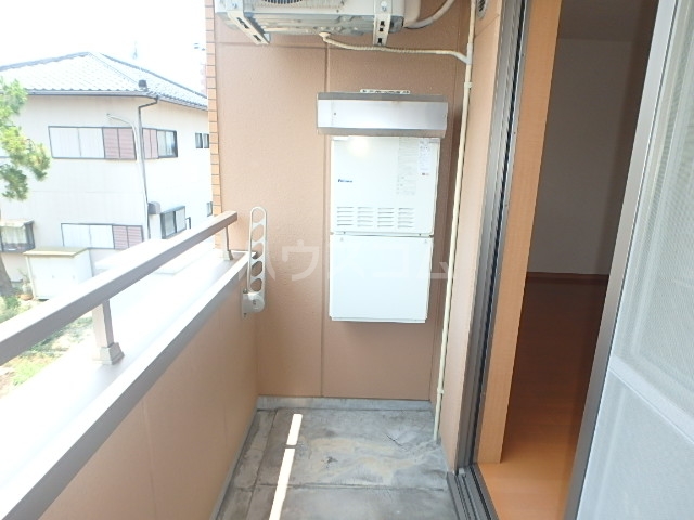 16/23 バルコニー