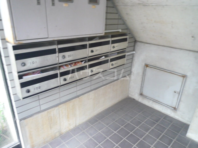 2/10 エントランス