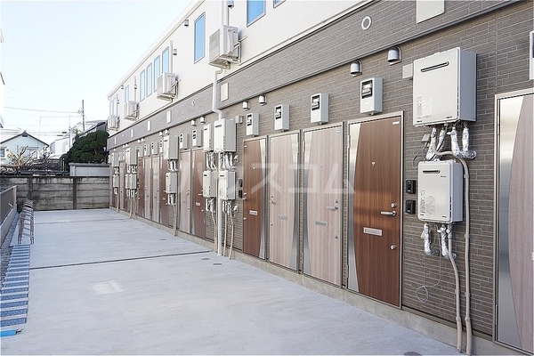 2/3 エントランス