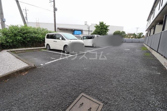 17/27 駐車場