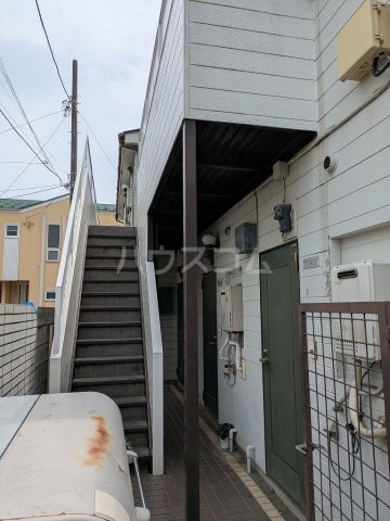 15/16 エントランス