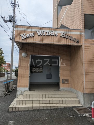 22/30 エントランス