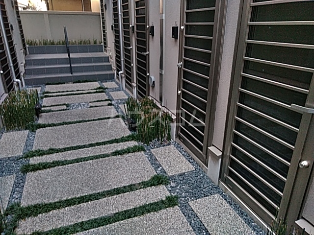 3/8 エントランス