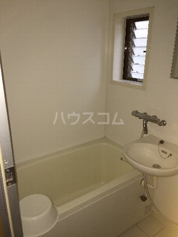 13/29 浴室