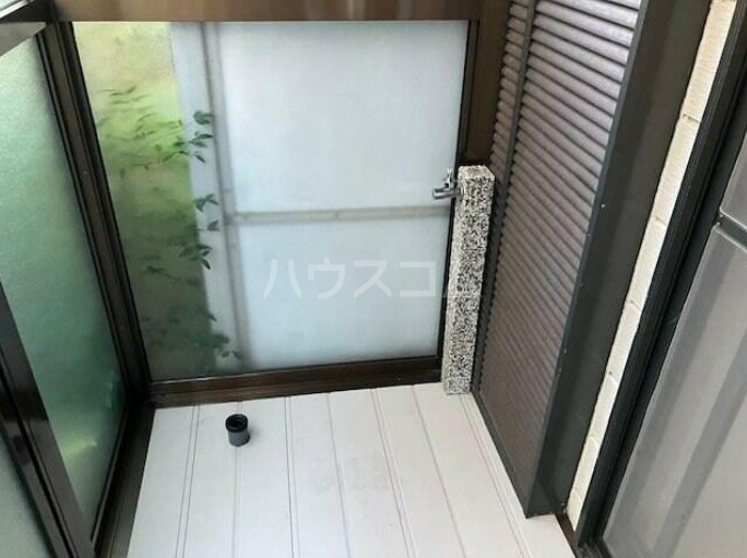 17/28 バルコニー