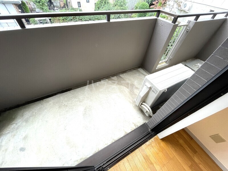 19/30 バルコニー