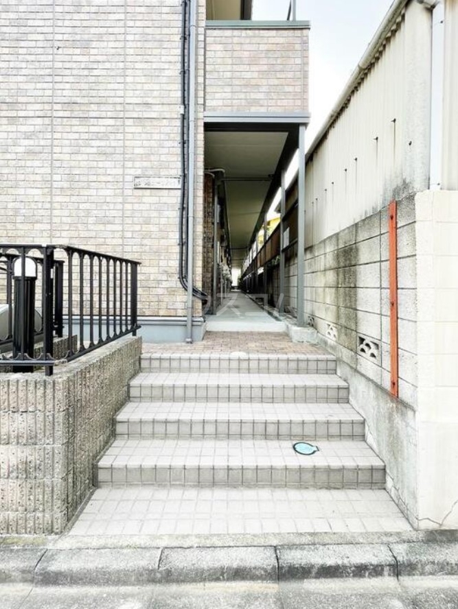 15/20 エントランス