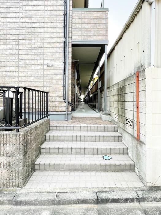 17/22 エントランス