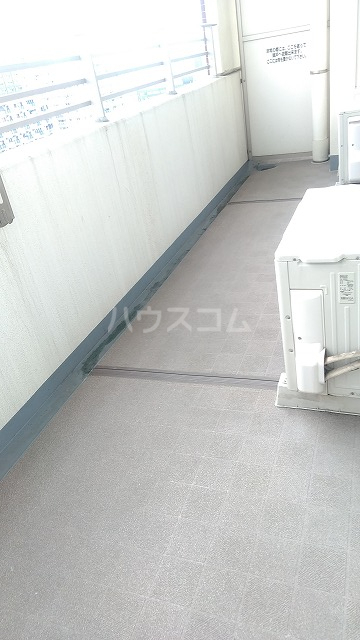 17/26 バルコニー