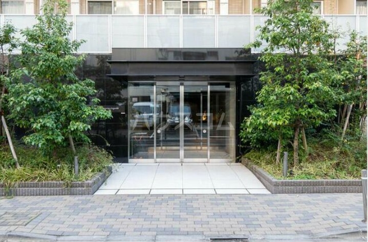 14/16 エントランス