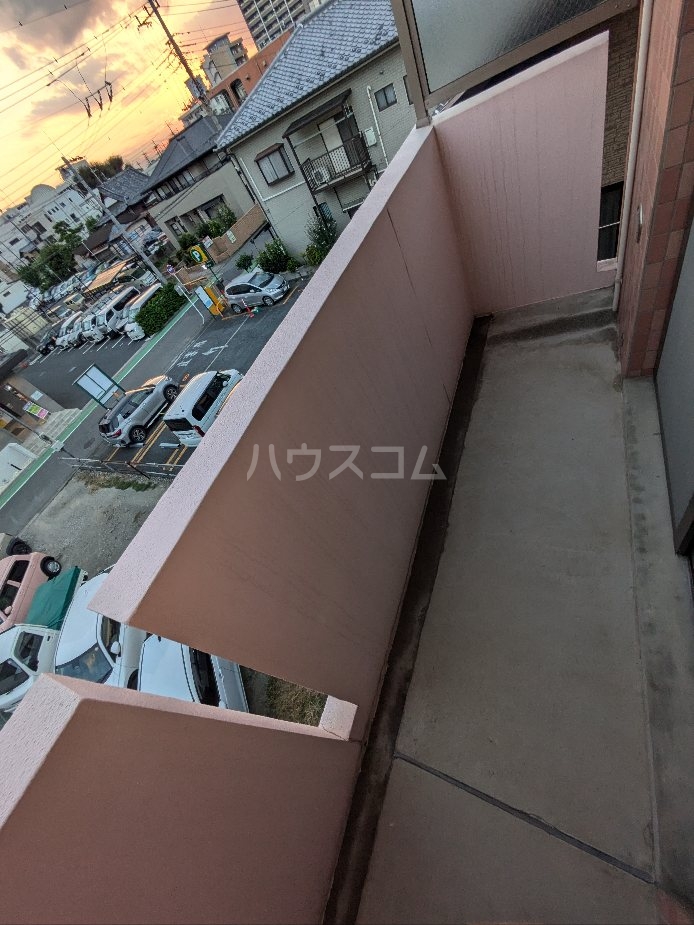 14/28 バルコニー