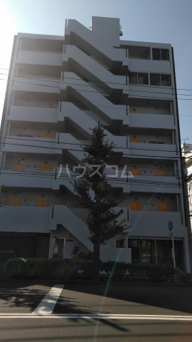 2/8 外観