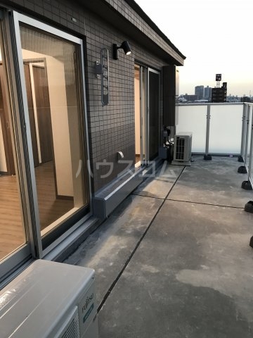 15/30 バルコニー