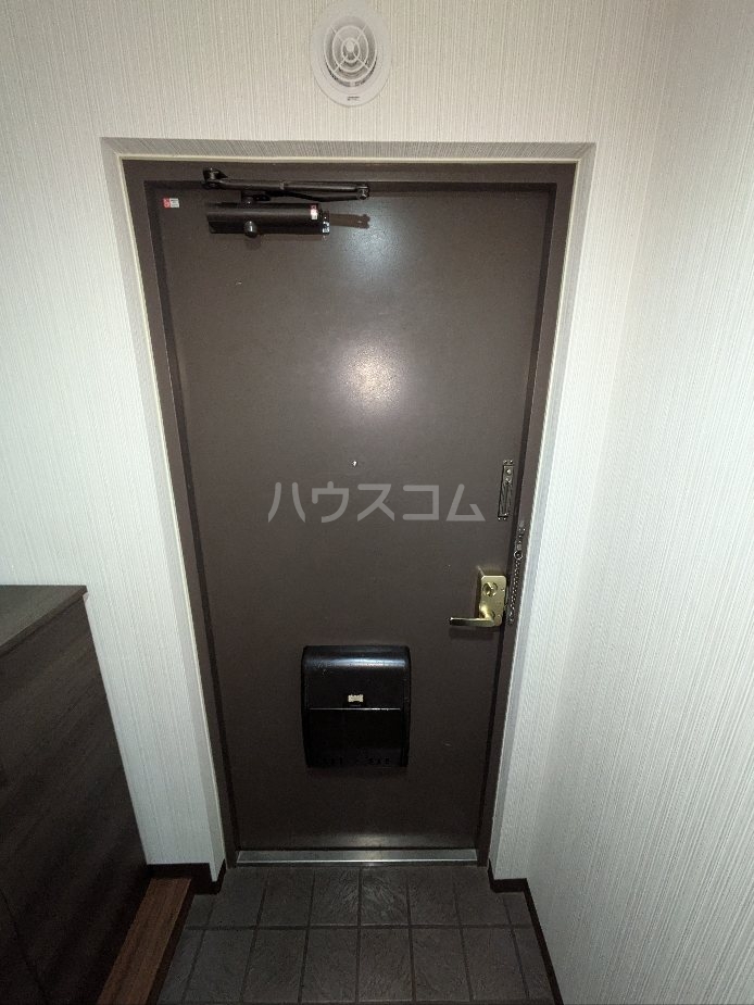 14/30 玄関