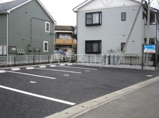 2/2 駐車場