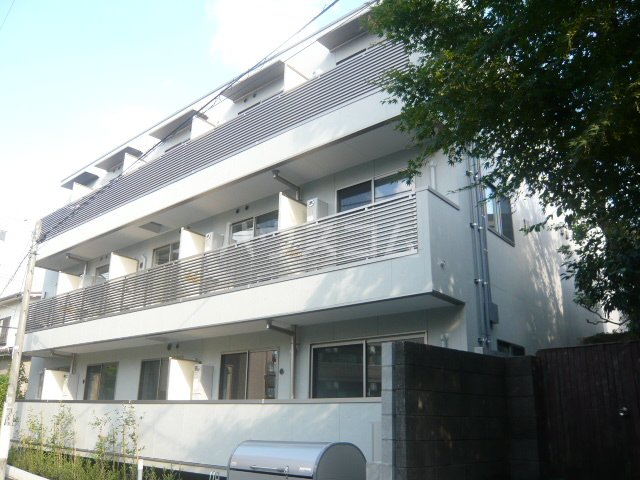 2/30 外観