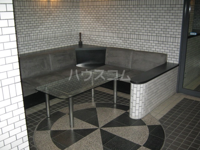 4/7 エントランス