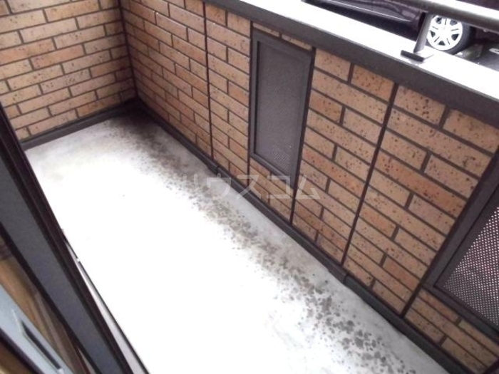 13/27 バルコニー