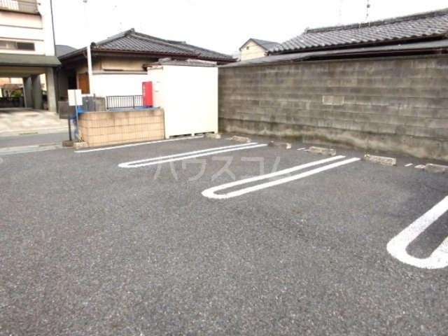15/25 駐車場