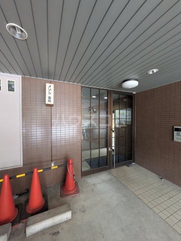 19/22 エントランス