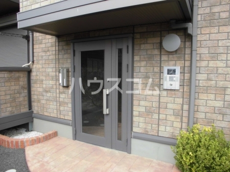 15/26 エントランス