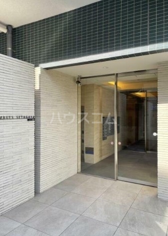 15/18 エントランス