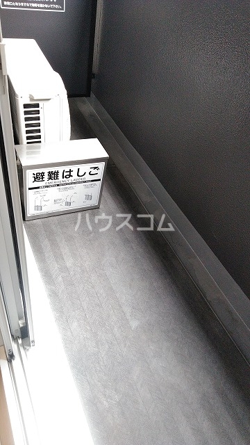 21/30 バルコニー