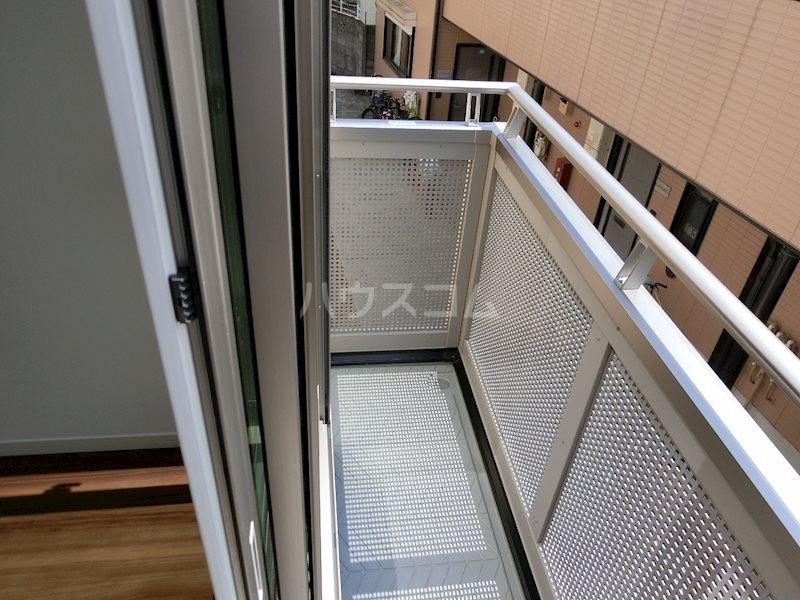 15/24 バルコニー