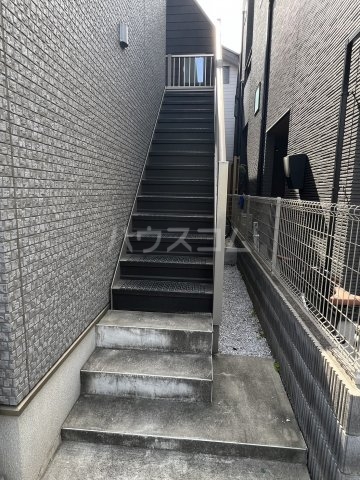 25/28 エントランス