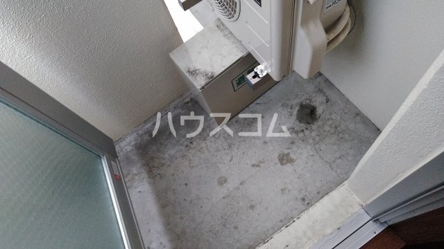16/23 バルコニー