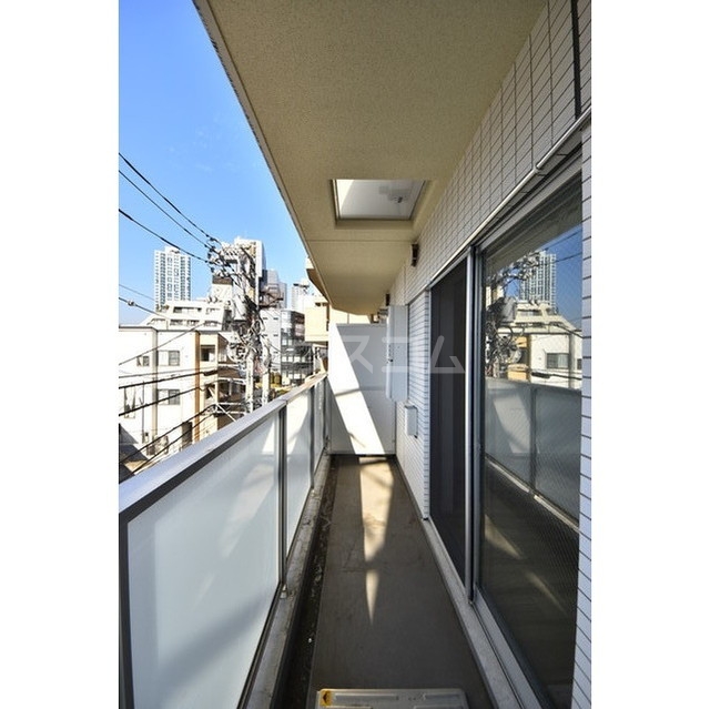 13/20 バルコニー