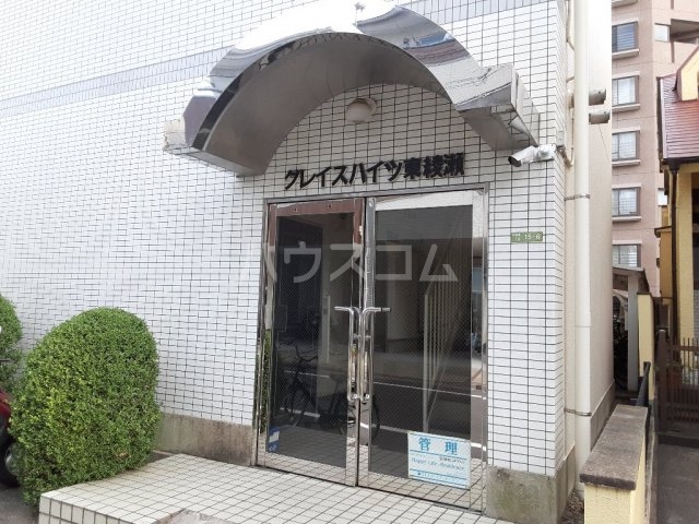 23/30 エントランス