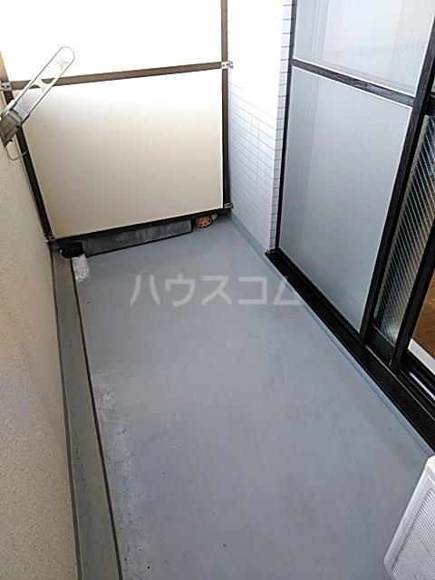 17/26 バルコニー