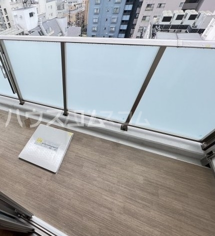 13/21 バルコニー