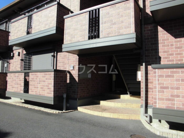 16/27 エントランス