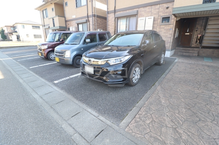 3/4 駐車場