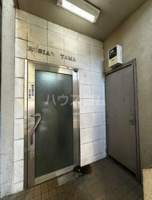 2/8 エントランス