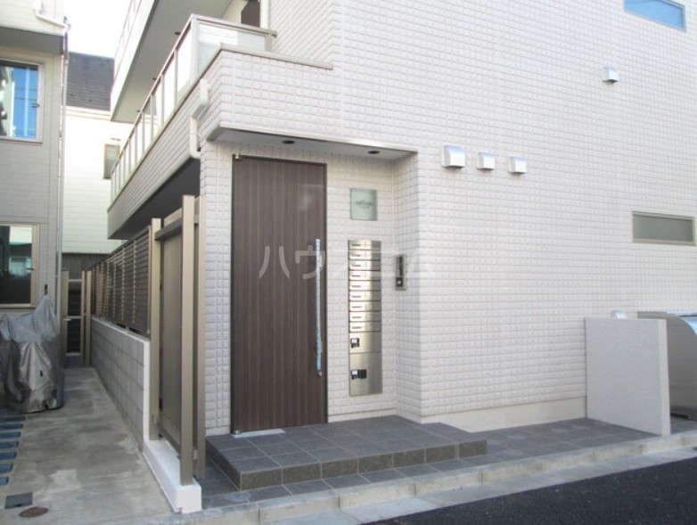 16/24 エントランス