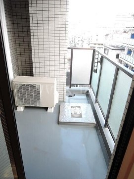 13/19 バルコニー
