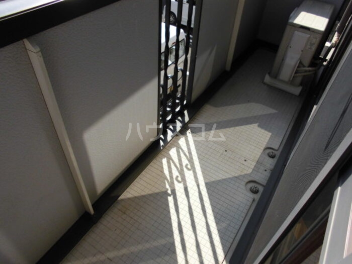 13/20 バルコニー