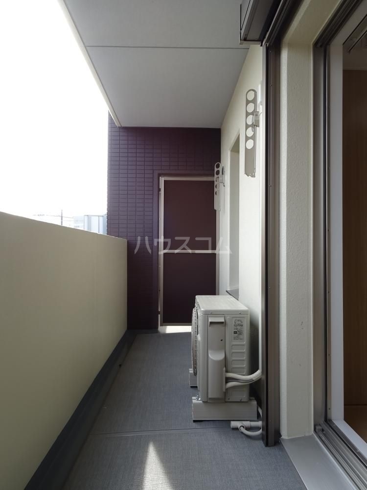 21/30 バルコニー