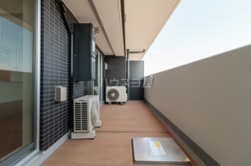 13/26 バルコニー