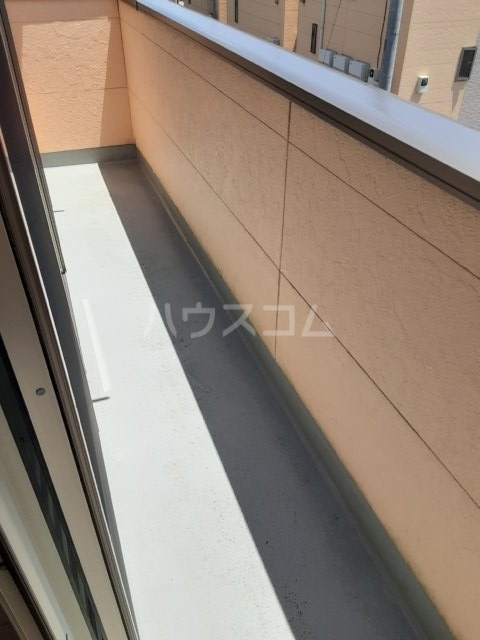 20/30 バルコニー